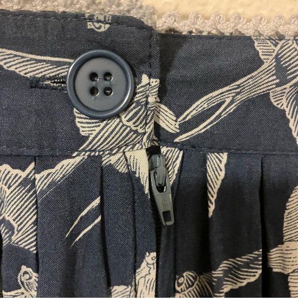 ModCloth Hell Bunny Lilou Swallow Printed Skirt- XS - Picture 7 of 12